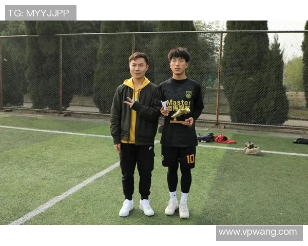 成都足球队的耐力挑战与成长之路探讨